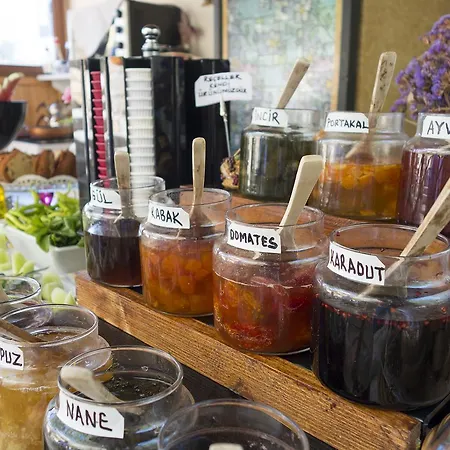 Kalais 3* ボズカーダ